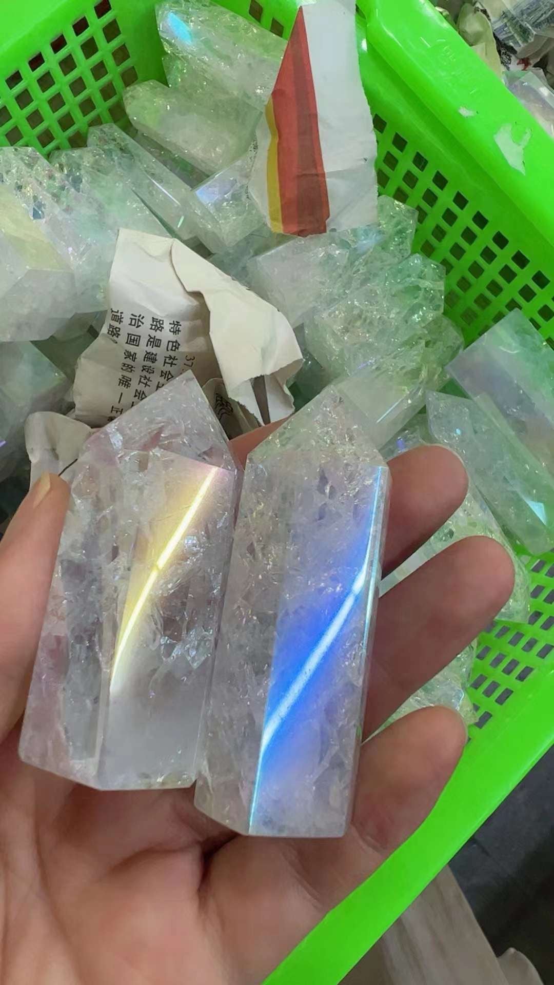 Aura Crackle Quartz Towers